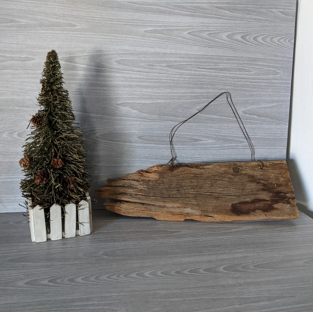 Handmade Rustic Barn Wood Christmas Sign & Tree